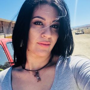 Meet your Posher, Virginia